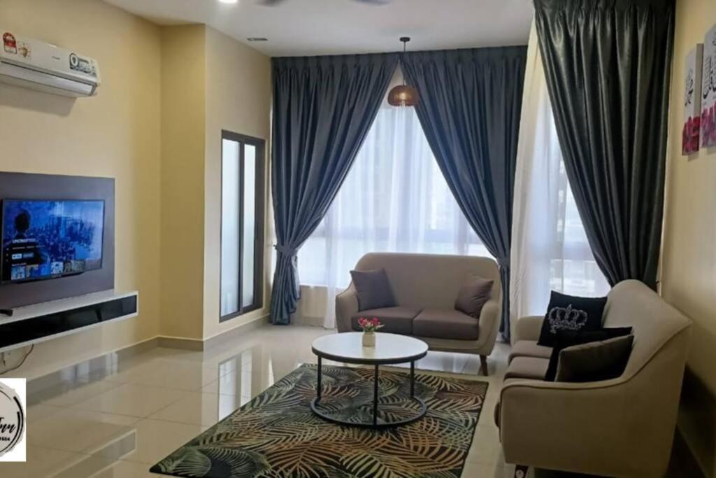 Bali Residence By Beca Inn , Musliim Only Malacca Bagian luar foto